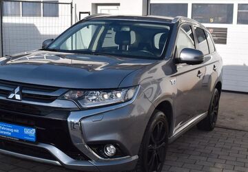 Mitsubishi Plug-in Hybrid Outlander 58.000 km 15.499 &euro; Trossingen 78647