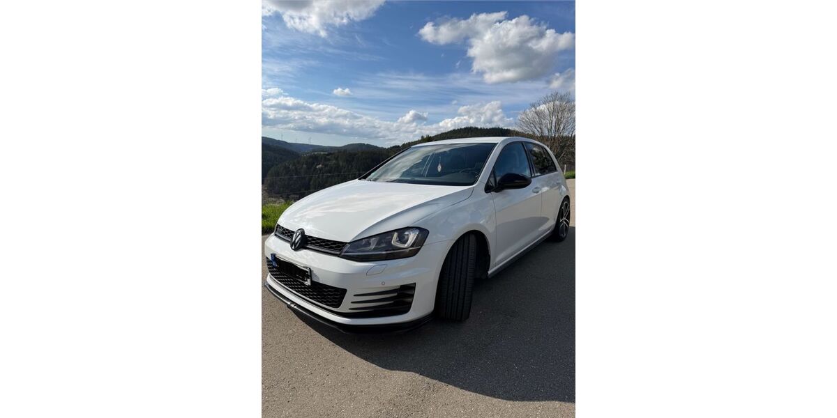 VW Golf 183.000 km 11.300 &euro; Tennenbronn 78144