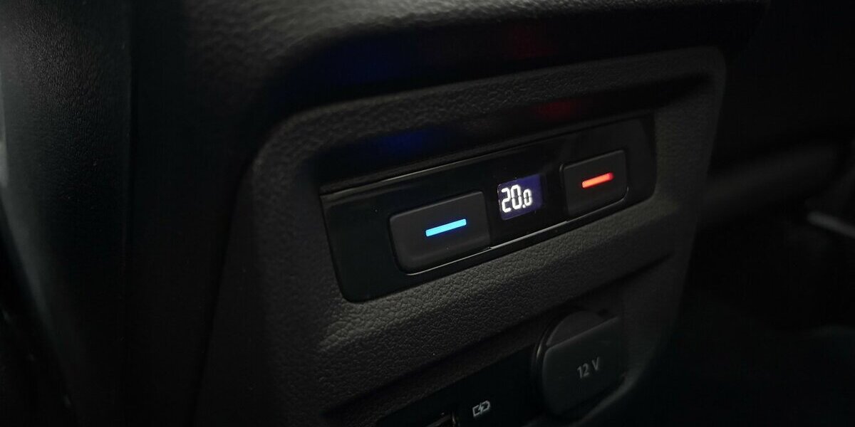 VW Tiguan Allspace Highline 4Motion 7-SITZ/PANO/ACC 90.578 km 31.900 &euro; Villingen-Schwenningen 78054