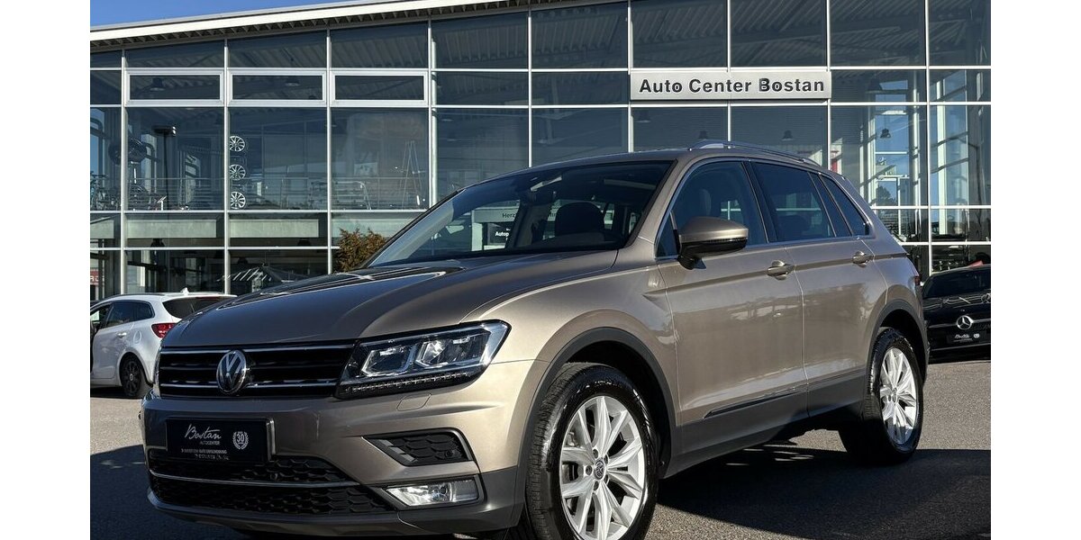 VW Tiguan 2.0 TDI HIGHLINE/4x4/PANO/STANDHEIZUNG 137.501 km 19.800 &euro; Villingen-Schwenningen 78054