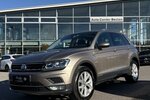VW Tiguan 2.0 TDI HIGHLINE/4x4/PANO/STANDHEIZUNG 137.501 km 19.800 &euro; Villingen-Schwenningen 78054