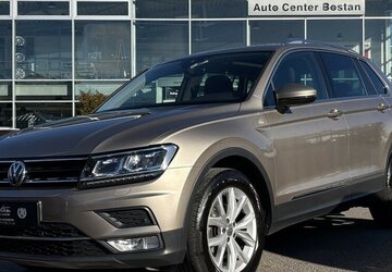VW Tiguan 2.0 TDI HIGHLINE/4x4/PANO/STANDHEIZUNG 137.501 km 19.800 &euro; Villingen-Schwenningen 78054