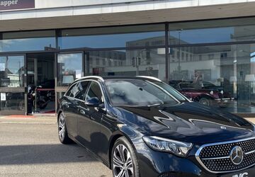 Mercedes-Benz E 300 29.992 km 44.900 &euro; Villingen- Schwenningen 78054