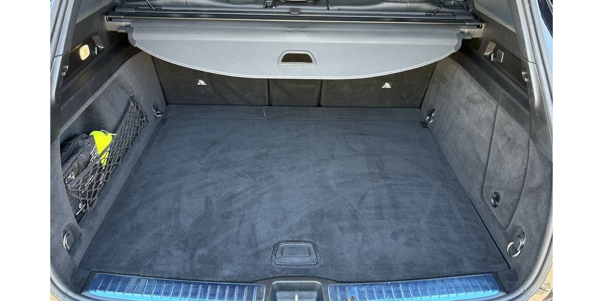 Mercedes-Benz GLE 400 d AMG 4Matic 360°/HEAD-UP/CARPLAY/PANO 44.114 km 69.900 &euro; Villingen-Schwenningen 78054