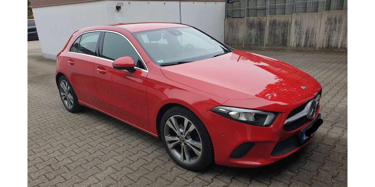 Mercedes-Benz A 180 98.500 km 15.500 &euro; Dauchingen 78083