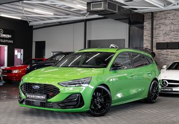 Ford Focus 42.082 km 29.600 &euro; Trossingen 78647