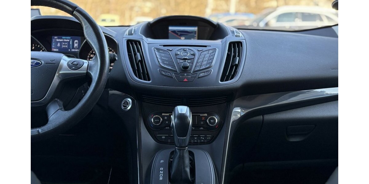 Ford Kuga 2.0 TDCI Titanium STANDHZ/NAVI/DAB/KAMERA 98.466 km 10.900 &euro; Villingen-Schwenningen 78054