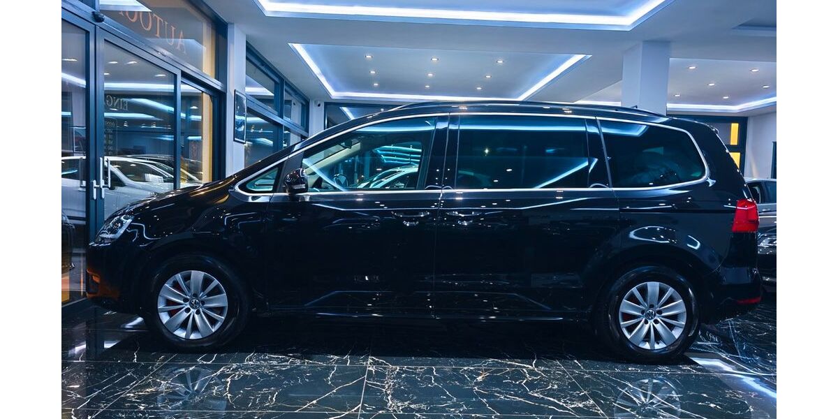 VW Sharan 128.126 km 13.599 &euro; Denkingen 78588