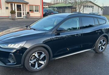 Ford Focus 16.500 km 24.900 &euro; Geisingen 78187