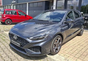 Hyundai i30 13.500 km 19.490 &euro; Tuttlingen 78532