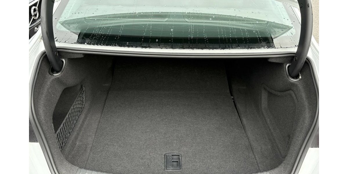 Audi A6 40 TDI BASIS/DSP/AHK/KLIMA/LED/DAB/SHZ/1.HAND 69.941 km 33.900 &euro; Villingen-Schwenningen 78054