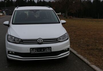 VW Touran 139.000 km 20.990 &euro; Aichhalden-Rötenberg 78733