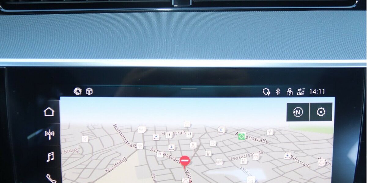 Audi A8 50 TDI/LEDER/PANORAMA/HEAD UP/BANG & OLUFSEN 58.000 km 56.900 &euro; Villingen-Schwenningen 78054