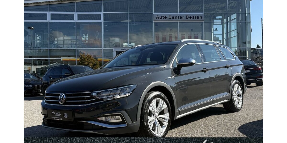 VW Passat Alltrack 2.0 TDI MASSAGE/PANO/NAVI/1.HAND 88.854 km 24.900 &euro; Villingen-Schwenningen 78054