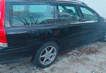 Volvo V70 330.000 km 2.799 &euro; Niedereschach 78078