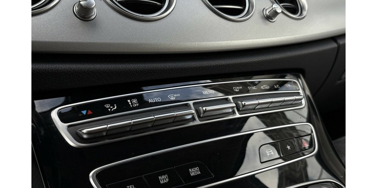 Mercedes-Benz E 200 d VIRTUAL+COCKPIT/KAMERA/NAVI/CARPLAY/SHZ 109.838 km 28.900 &euro; Villingen-Schwenningen 78054