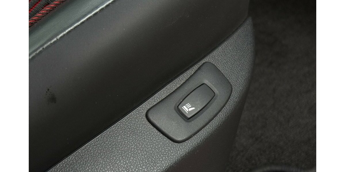 Renault Captur 1.2 XMOD KAMERA/NAVI/SHZ/KLIMA/KEYLESS 29.841 km 11.900 &euro; Villingen-Schwenningen 78054