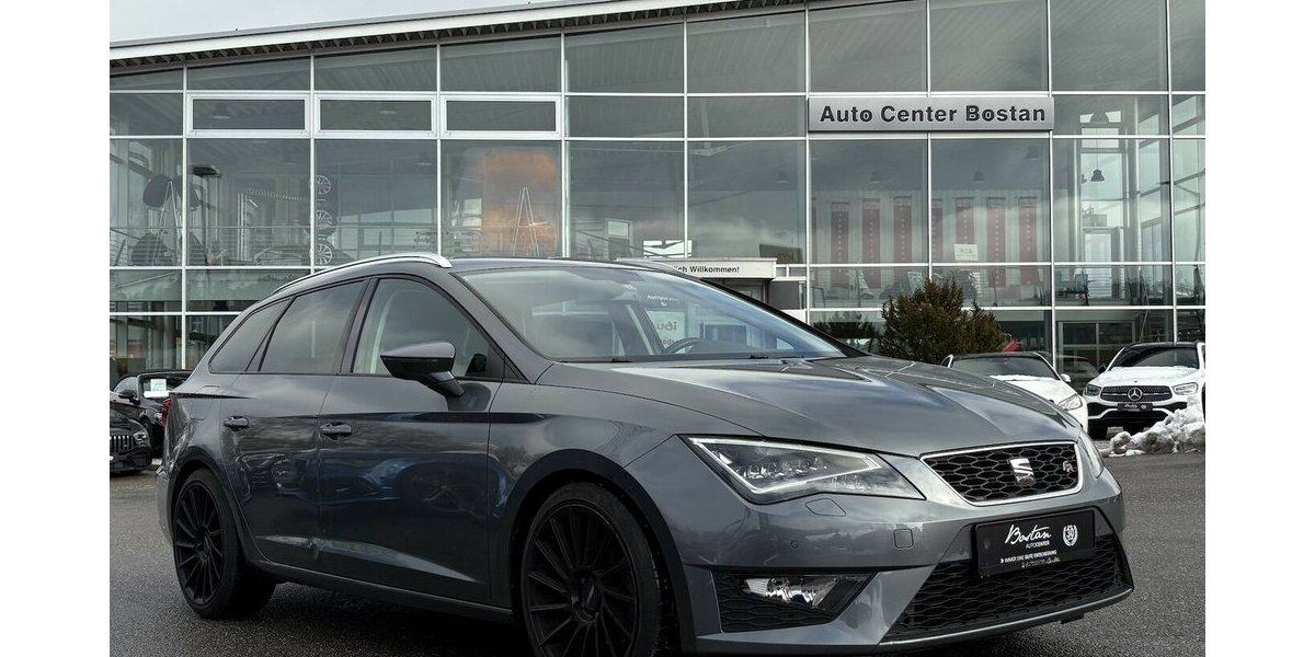 Seat Leon 1.4 TSI ST FR KAMERA/NAVI/SHZ/AHK/LED/TEMPO 81.478 km 12.800 &euro; Villingen-Schwenningen 78054