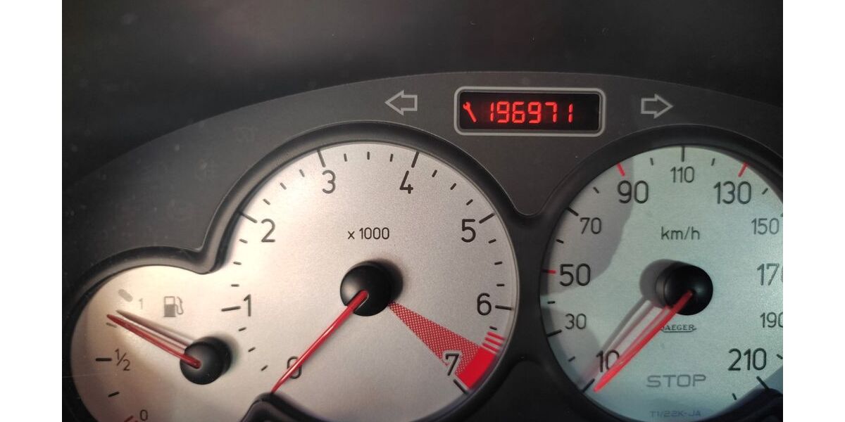 Peugeot 206 197.000 km 1.450 &euro; Dunningen 78655