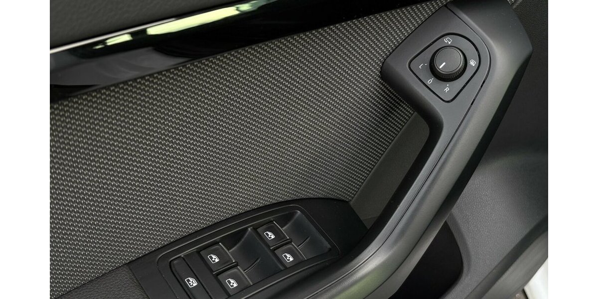 Seat Ateca Xcellence 4Drive 360°/PANO/STANDHZ/DAB/ACC 121.775 km 17.900 &euro; Villingen-Schwenningen 78054