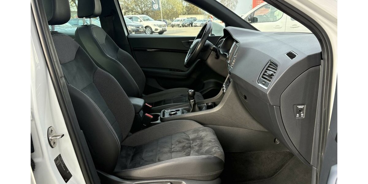 Seat Ateca Xcellence 4Drive 360°/PANO/STANDHZ/DAB/ACC 121.775 km 17.900 &euro; Villingen-Schwenningen 78054