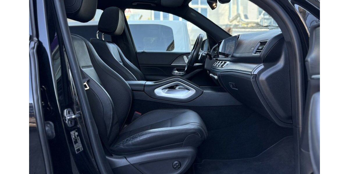 Mercedes-Benz GLE 400 d AMG 4Matic 360°/HEAD-UP/CARPLAY/PANO 44.114 km 69.900 &euro; Villingen-Schwenningen 78054