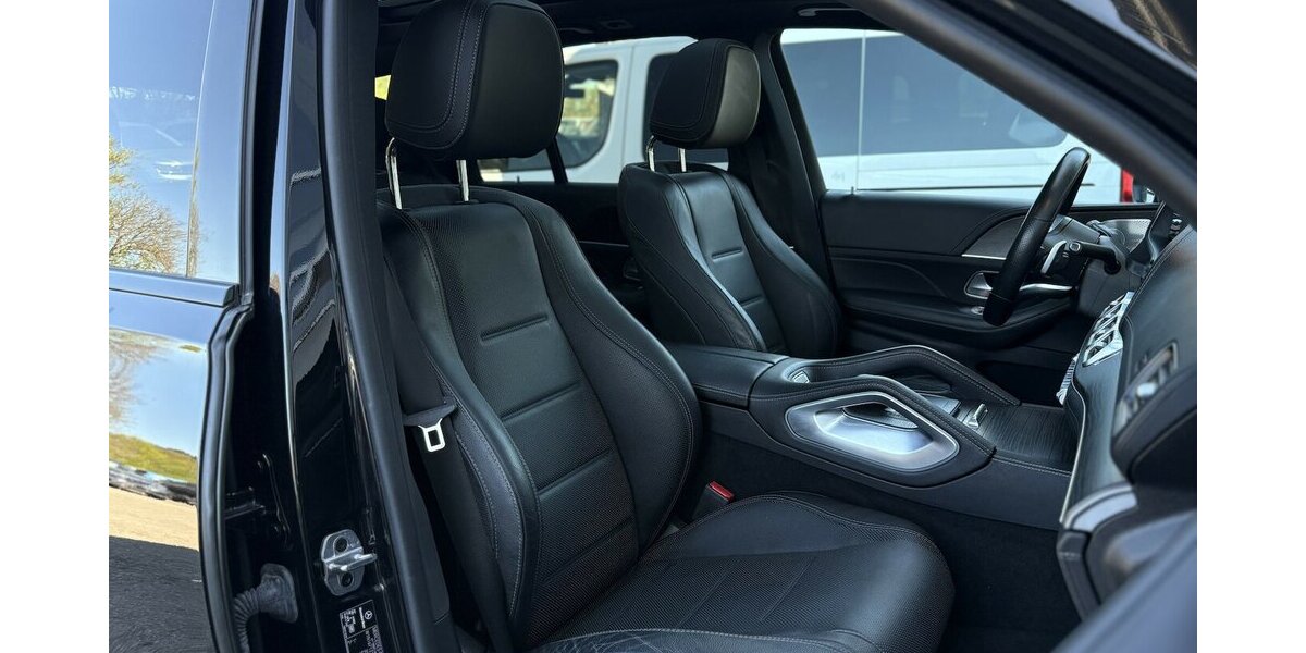 Mercedes-Benz GLE 400 d AMG 4Matic 360°/HEAD-UP/CARPLAY/PANO 44.114 km 69.900 &euro; Villingen-Schwenningen 78054