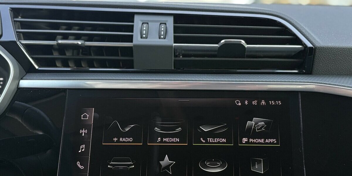 Audi Q3 35 TFSI advanced CARPLAY/PDC/DAB/AHK/1.HAND 39.421 km 27.800 &euro; Villingen-Schwenningen 78054