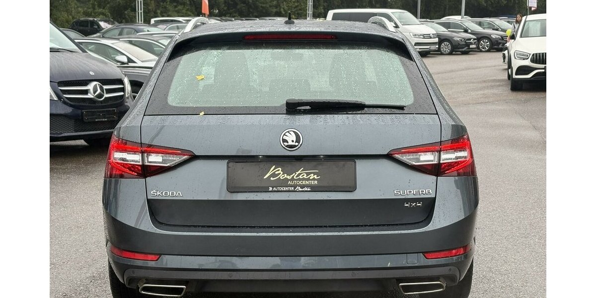 Skoda Superb 2.0 TSI STYLE/4x4/PANO/KAMERA/MEMORY/DAB 145.673 km 19.900 &euro; Villingen-Schwenningen 78054