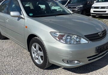Toyota Camry 179.000 km 4.490 &euro; Schwenningen 78056