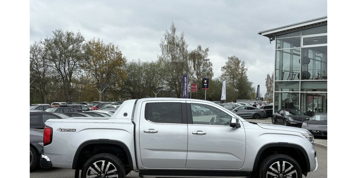 VW Amarok 4Motion V6 360°/NAVI/STANDHZ/SHZ/DAB+/AHK 41.134 km 45.900 &euro; Villingen-Schwenningen 78054