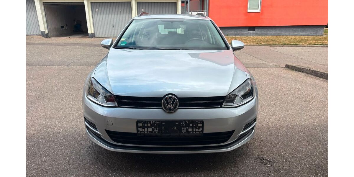 VW Golf 49.332 km 9.500 &euro; Villingen-Schwenningen 78050