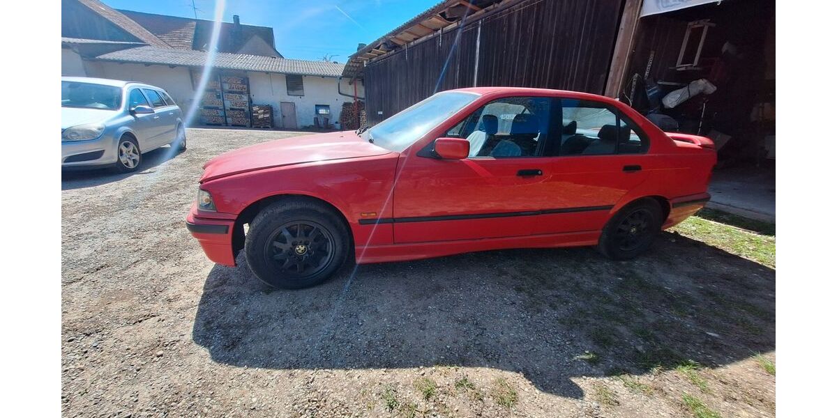 BMW 320 166.000 km 5.800 &euro; donaueschingen 78166