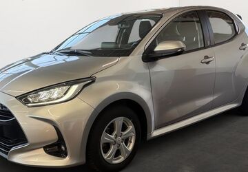 Toyota Yaris 67.700 km 17.890 &euro; Villingen-Schwenningen 78048