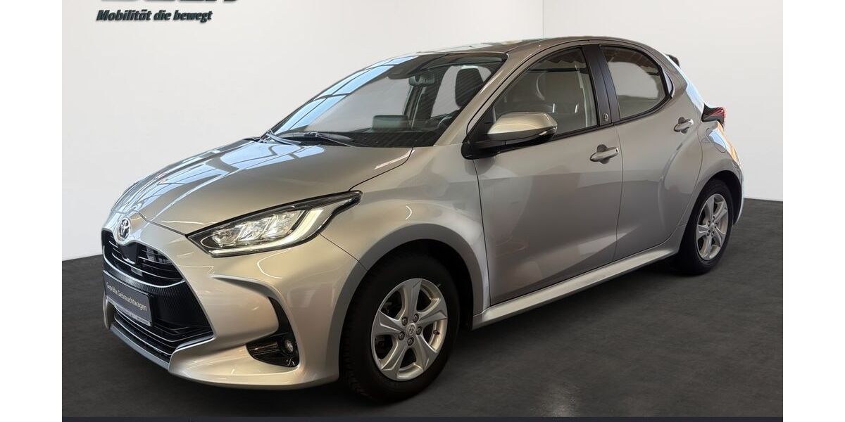 Toyota Yaris 67.700 km 17.890 &euro; Villingen-Schwenningen 78048