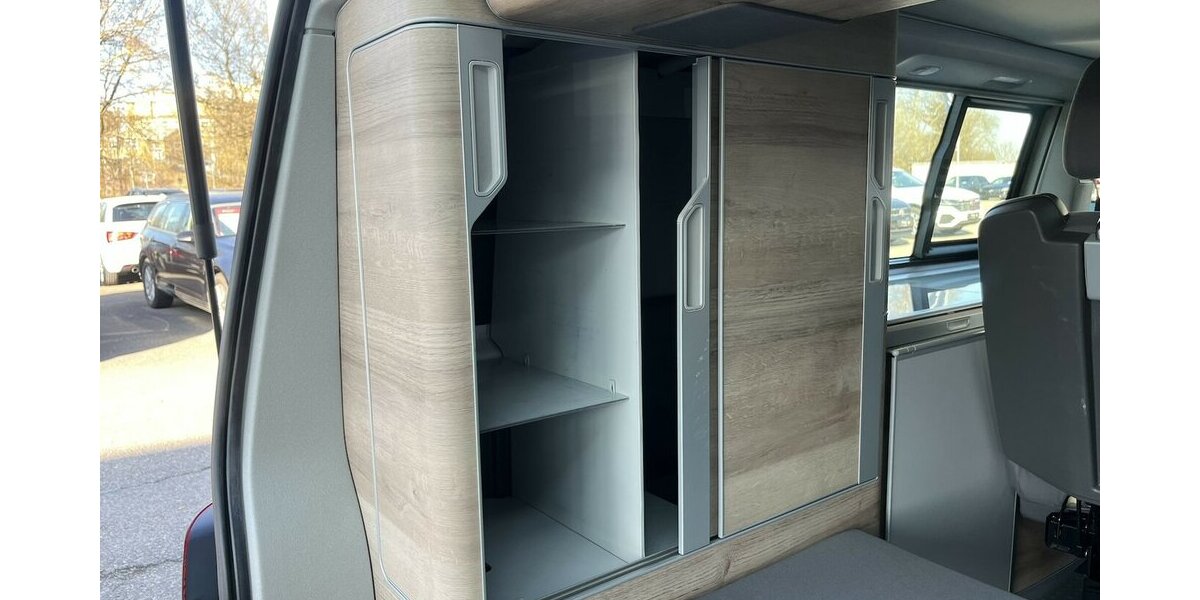 VW T6.1 California Coast KAMERA/NAVI/SHZ/1.HAND 55.190 km 48.800 &euro; Villingen-Schwenningen 78054