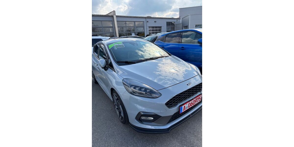 Ford Fiesta 71.003 km 16.900 &euro; Bad Dürrheim 78073