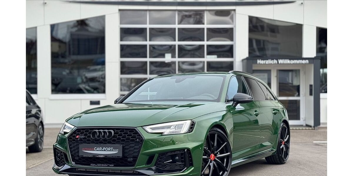 Audi RS4 50.280 km 53.990 &euro; Deißlingen 78652