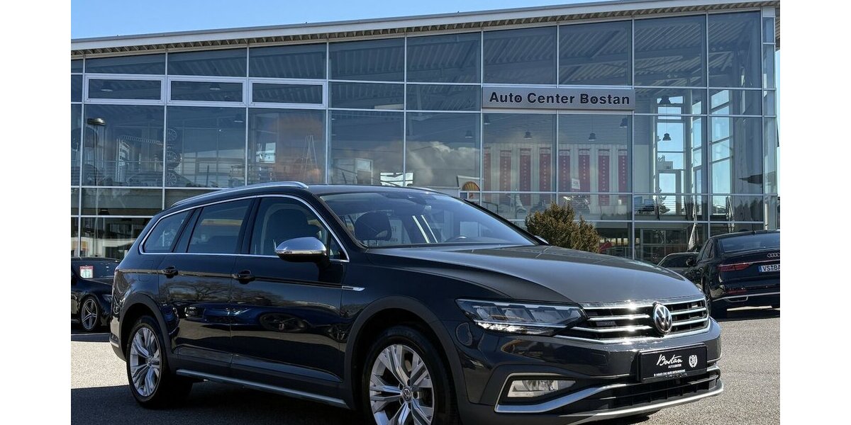 VW Passat Alltrack 2.0 TDI MASSAGE/PANO/NAVI/1.HAND 88.854 km 24.900 &euro; Villingen-Schwenningen 78054