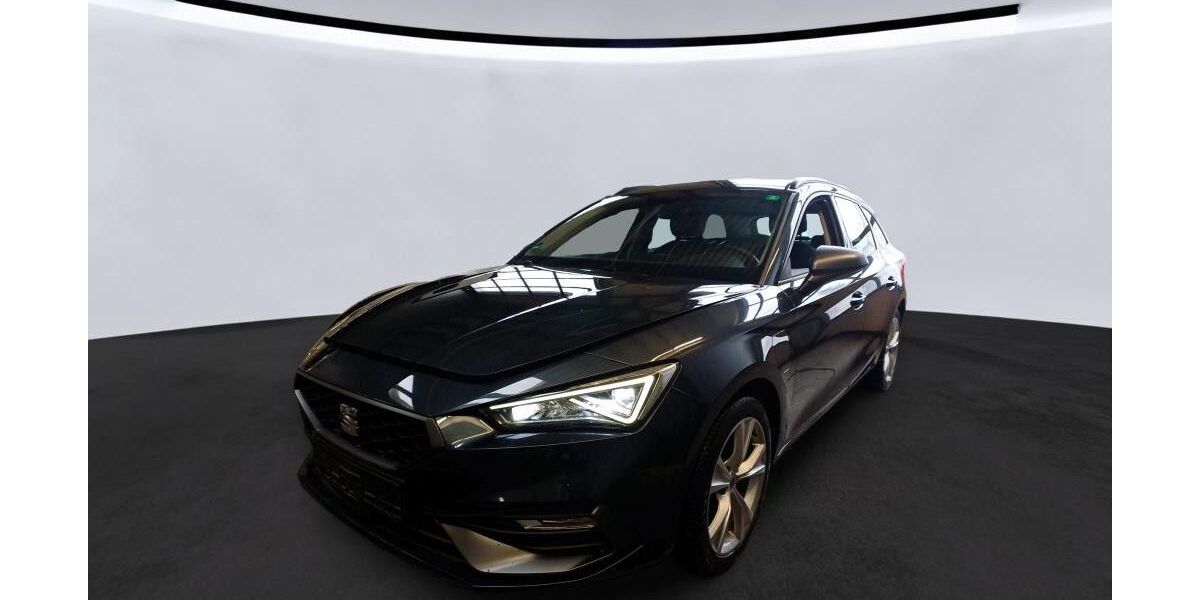 Seat Leon 54.300 km 22.490 &euro; Lenzkirch 79853