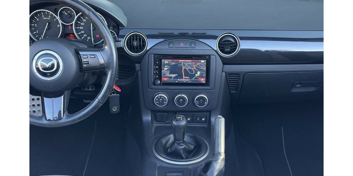 Mazda MX-5 2.0 Sendo Roadster Coupe NAVI/SITZHEIZUNG 88.467 km 15.900 &euro; Villingen-Schwenningen 78054