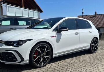 VW Golf 25.300 km 31.000 &euro; Aldingen 78554