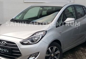 Hyundai ix20 40.800 km 12.600 &euro; Tuttlingen 78532