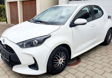 Toyota Yaris 49.999 km 12.399 &euro; Aldingen 78554