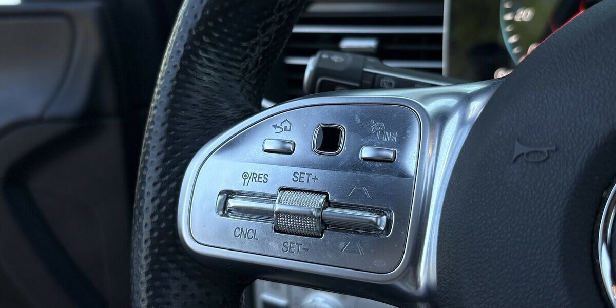 Mercedes-Benz GLE 400 d AMG 4Matic 360°/HEAD-UP/CARPLAY/PANO 44.114 km 69.900 &euro; Villingen-Schwenningen 78054