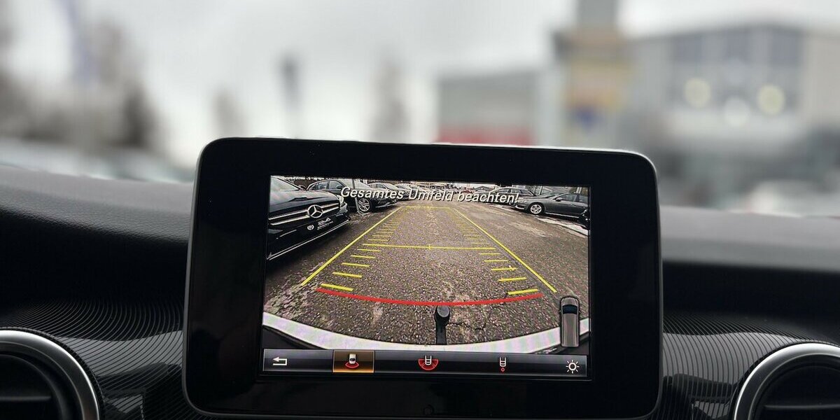 Mercedes-Benz V 250 D Lang Edition STANDHZ/SHZ/NAVI/KAMERA/AHK 118.803 km 36.900 &euro; Villingen-Schwenningen 78054