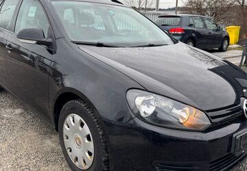 VW Golf 153.000 km 3.588 &euro; Schwenningen 78056