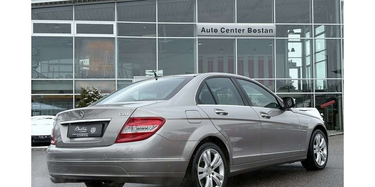 Mercedes-Benz C 220 CDI SITZHEIZUNG/BI-XENON/TEMPOM/ISOFIX/PDC 124.885 km 10.900 &euro; Villingen-Schwenningen 78054