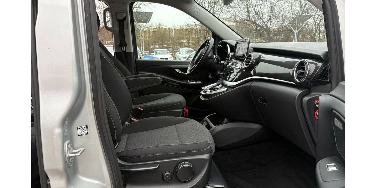 Mercedes-Benz V 250 D Lang Edition STANDHZ/SHZ/NAVI/KAMERA/AHK 118.803 km 36.900 &euro; Villingen-Schwenningen 78054