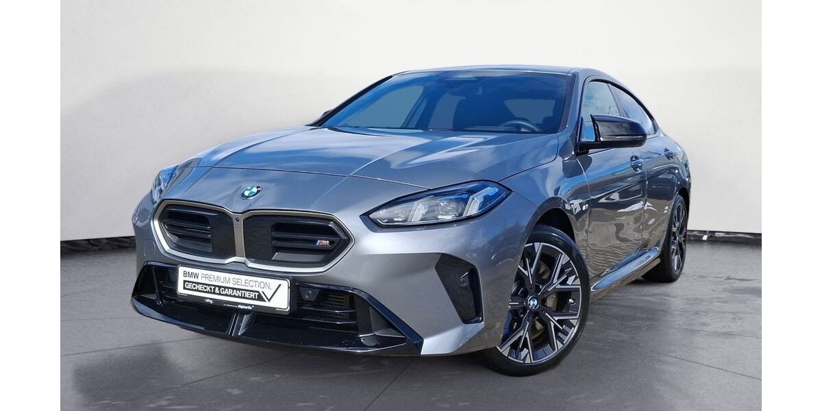 BMW M235 18.500 km 43.360 &euro; Villingen Schwenningen 78052